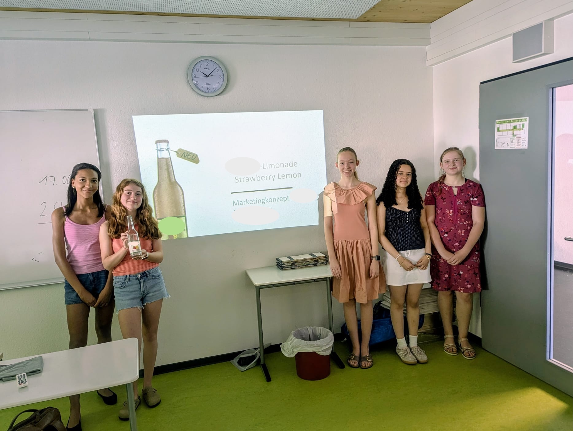 Strawberry Lemonade von Anna, Clara, Helena, Lilli, Charleen